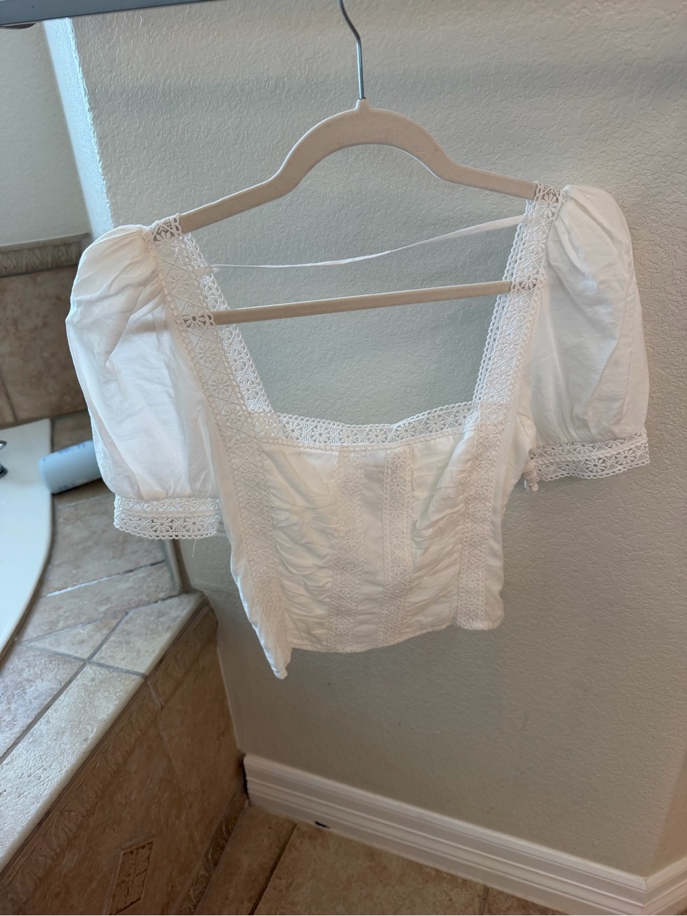 Reformation White Lace Square Neck Puff Sleeve Crop Top